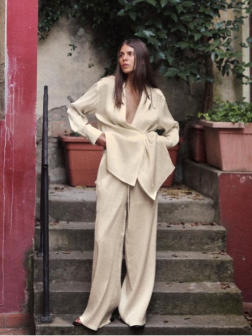 Zara Wrinkle Look Sparkle Blazer- Sand- S